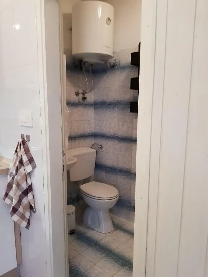 Studio Barbara Hotel Pula 0*,  Croatia
