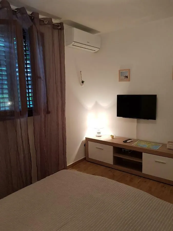 Studio Barbara Hotel Pula Apartment