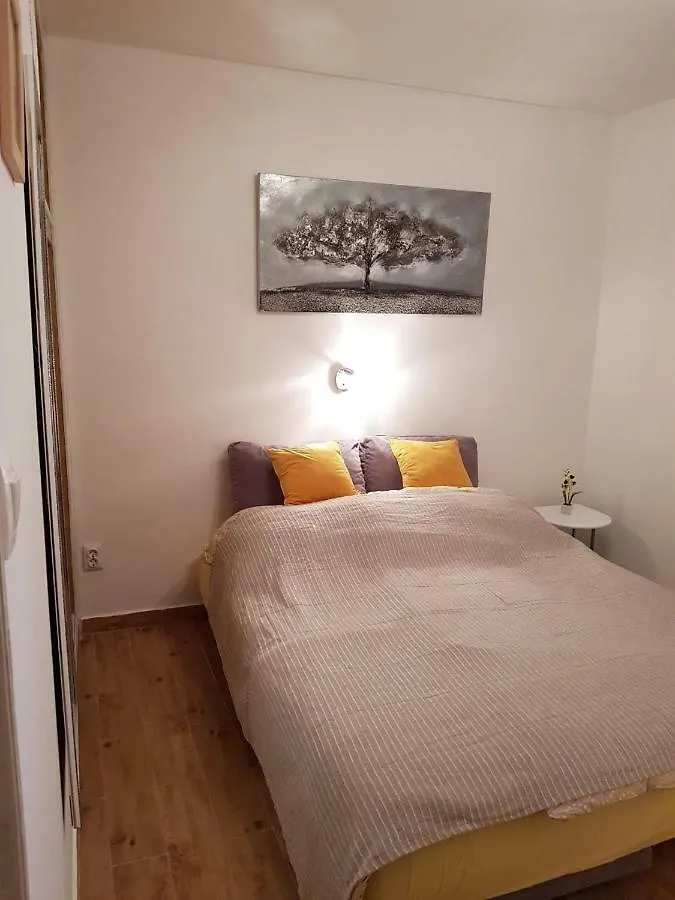 Studio Barbara Hotel Pula Apartment
